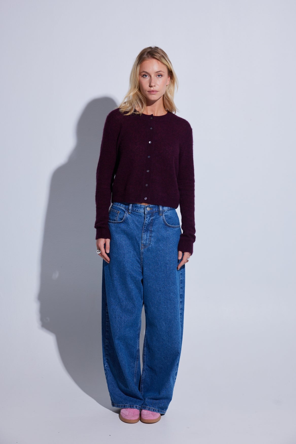 AMARA MALOU CARDI 