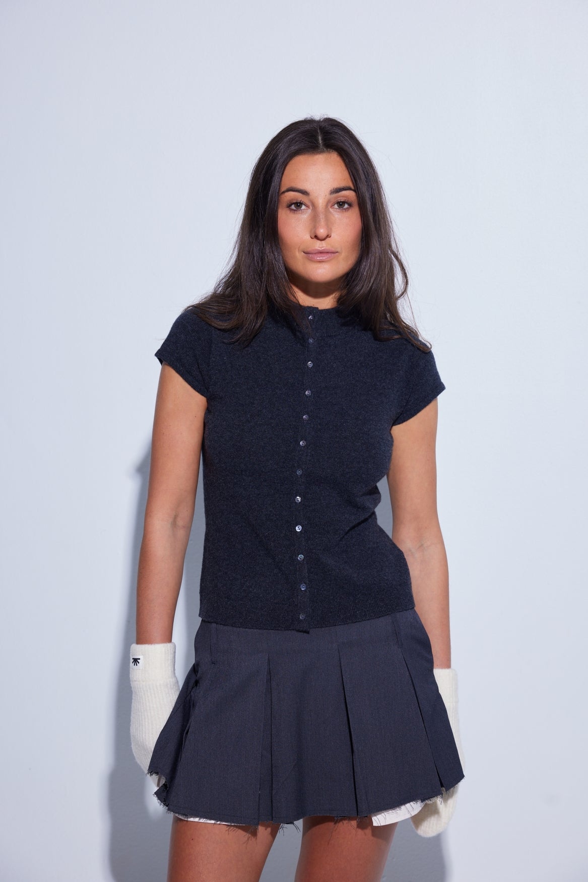 AVORIAZ FITTED BUTTON TEE 