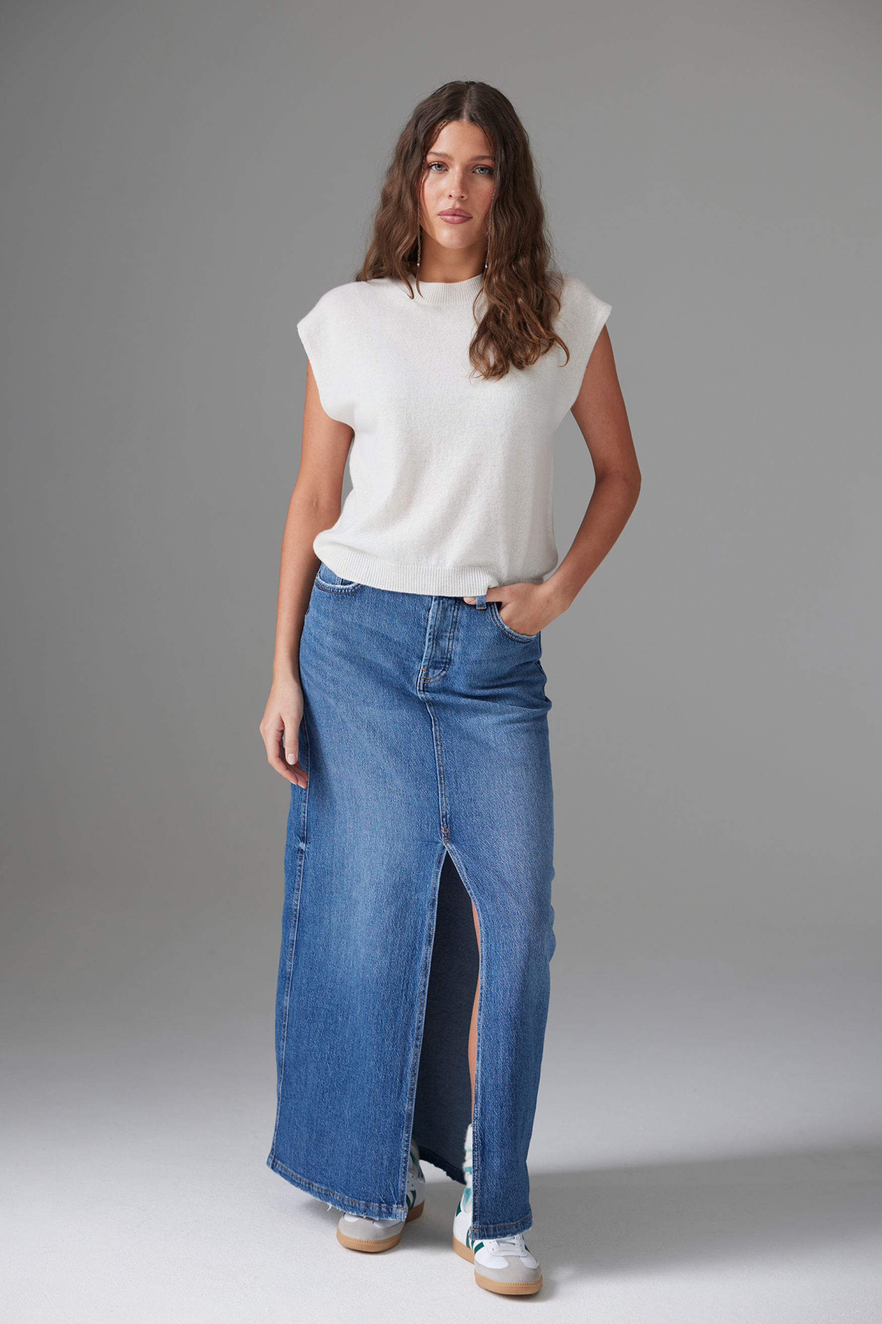 LUCCA CREW NECK TANK 