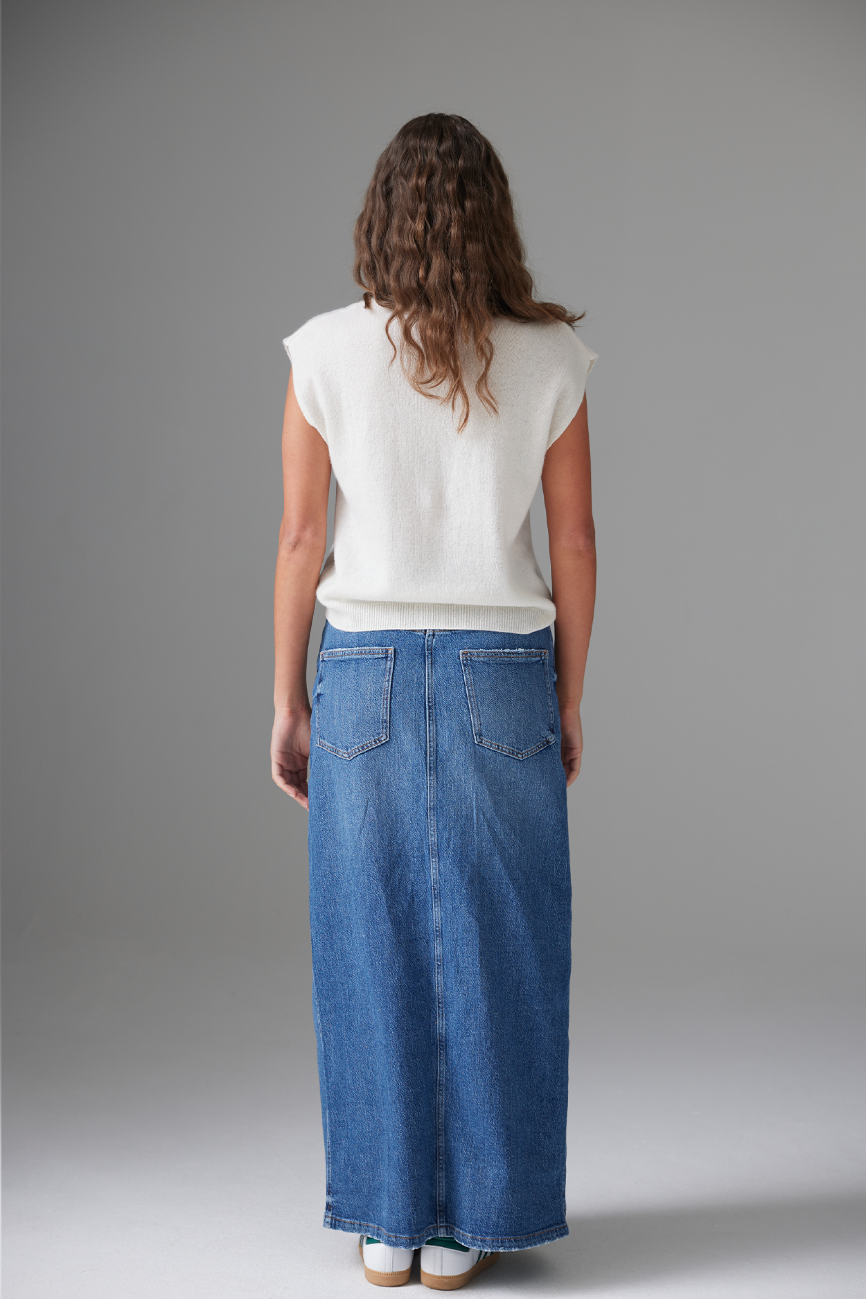 LUCCA CREW NECK TANK 